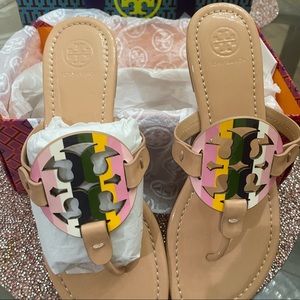 NIB size 7 Tory Burch sandals